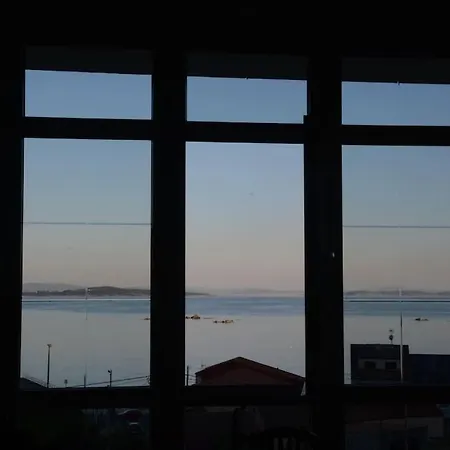Casa En La Ria De Arosa A 50 Metros De La Playa Dom wakacyjny Castineiras