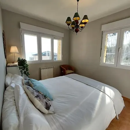 Casa En La Ria De Arosa A 50 Metros De La Playa Dom wakacyjny Castineiras