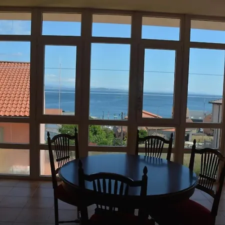 Dom wakacyjny Casa En La Ria De Arosa A 50 Metros De La Playa Castineiras