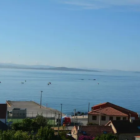 Casa En La Ria De Arosa A 50 Metros De La Playa Dom wakacyjny *